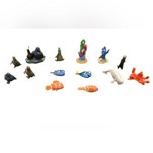 Deluxe Set of 14 Finding Dory Mini Figures